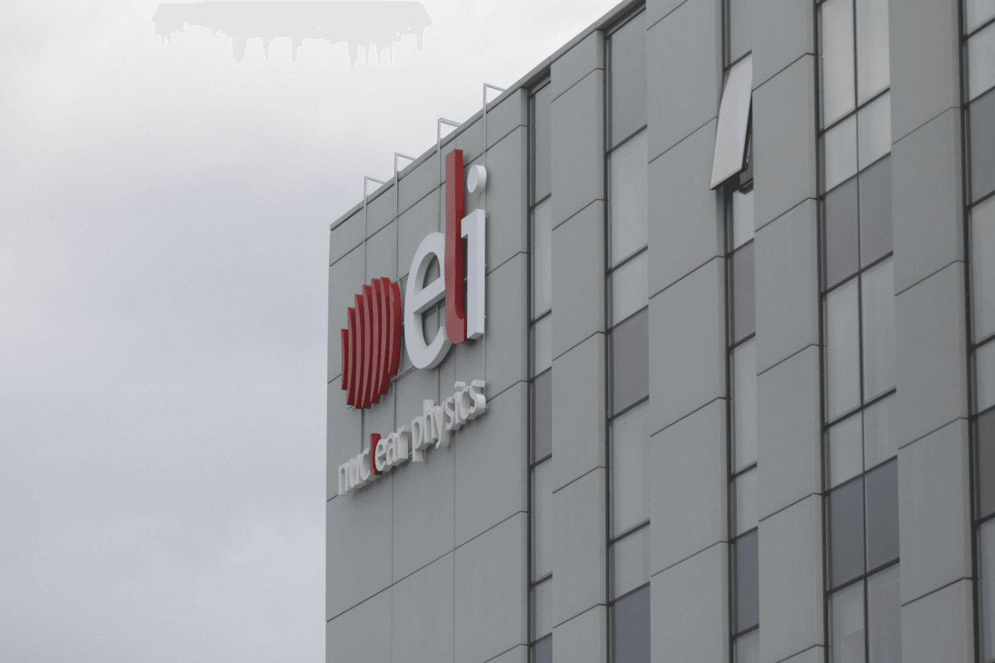 Decizie pentru dezvoltarea infrastructurii laserului de la Măgurele. Colaborare cu un laborator din SUA