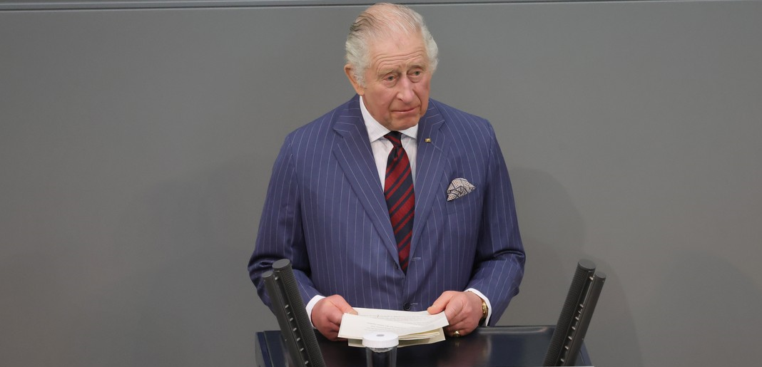 Un bărbat le-a trimis o scrisoare regelui Charles și reginei Camilla, în care susține că este fiul celor doi: „Am nevoie de răspunsuri”