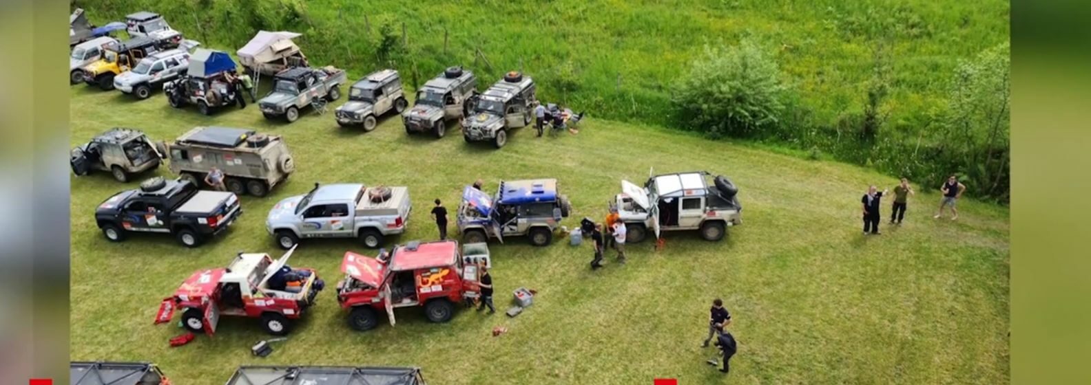 Zeci de turiști din Austria au DISTRUS mai multe zone protejate din țară! Au mințit că vor să viziteze, dar au făcut curse ilegale de off-road