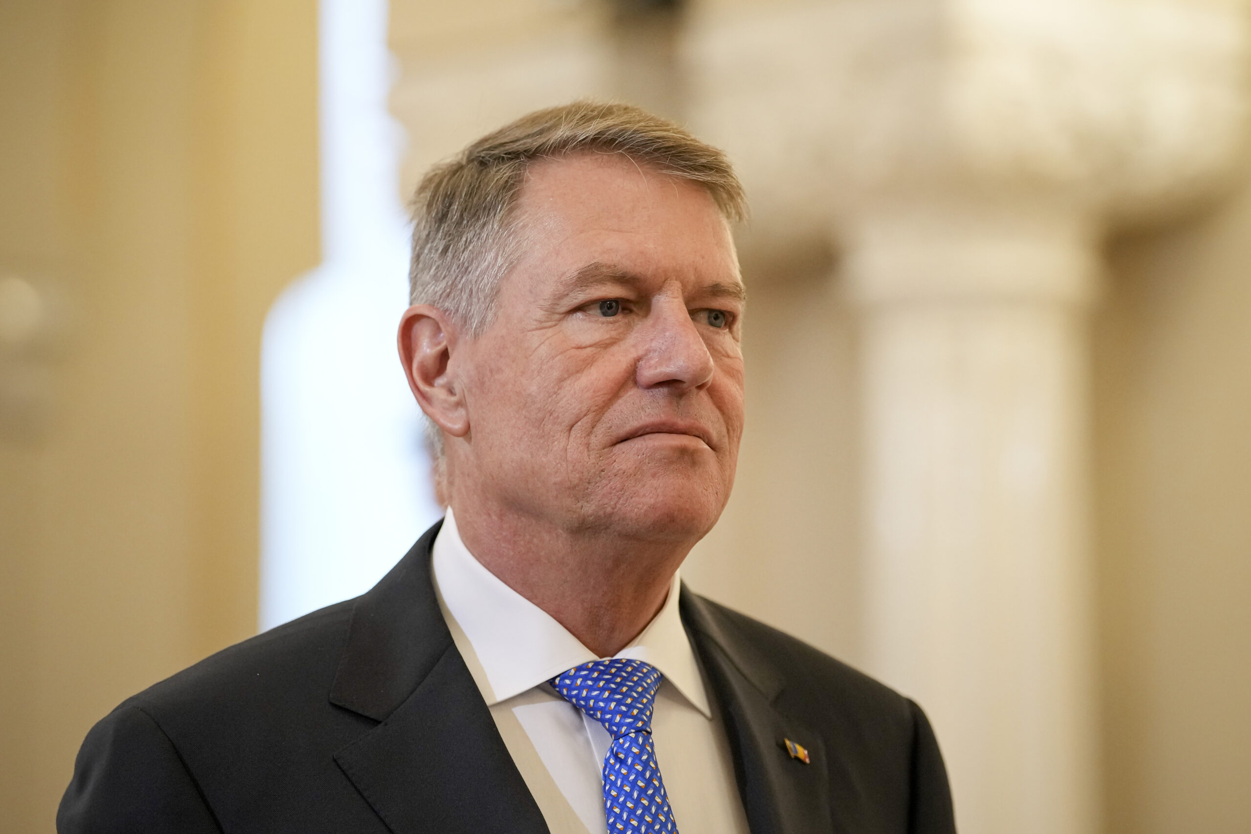 Klaus Iohannis îi ceartă pe profesori! „Cum îndrăznește cineva să puna în dificultate examenele naționale? După ce Guvernul le-a dat tot ce au cerut…”