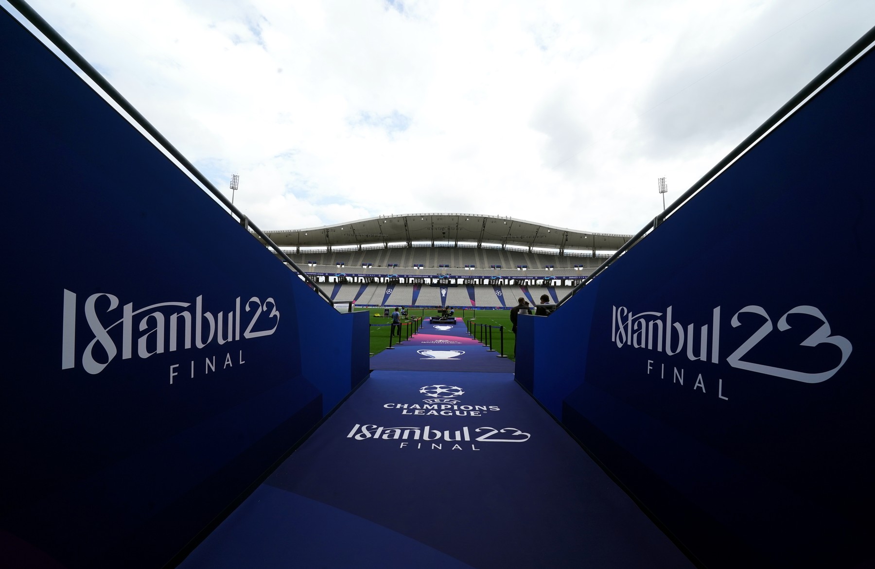 Cine transmite la TV finala Ligii Campionilor dintre Inter și Man. City