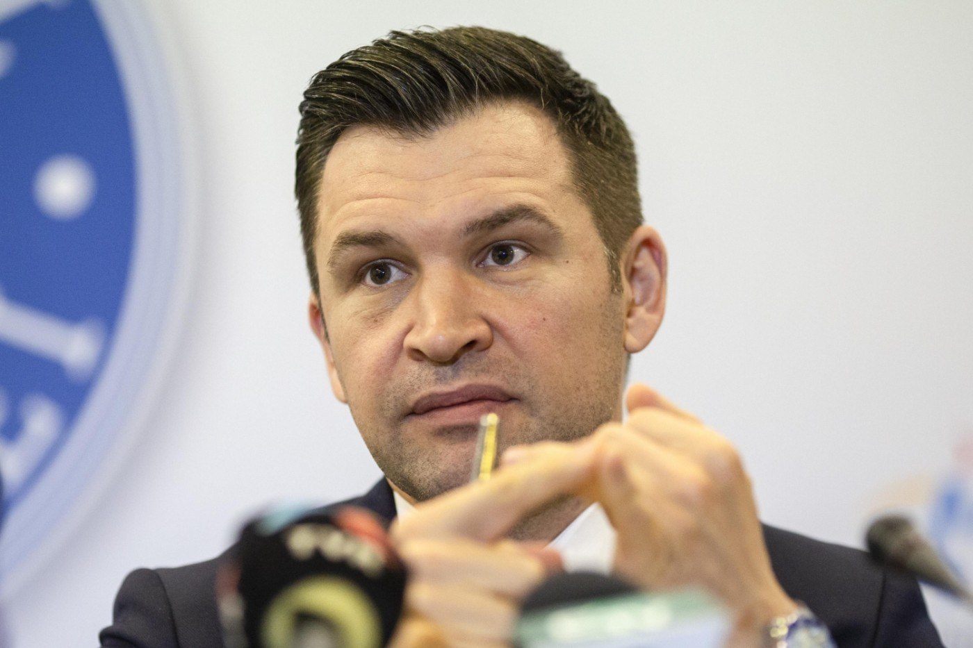 Cum comentează PNL demisiile miniștrilor PSD și cererea lui Ciolacu privindu-l pe șeful liberal al CJ Ilfov: Nu există simetrie în vinovăţie