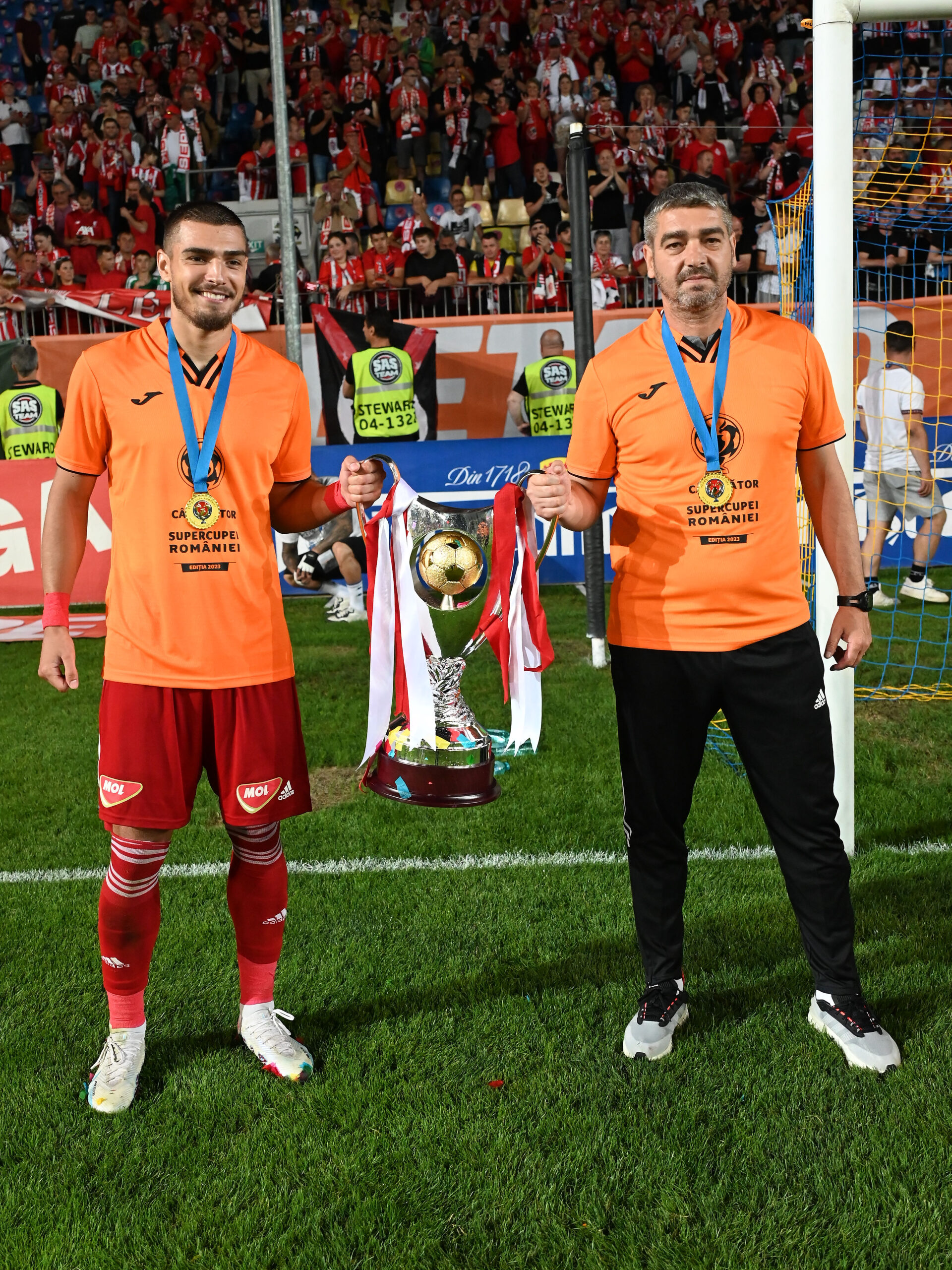 Liviu Ciobotariu, euforic după primul trofeu al carierei