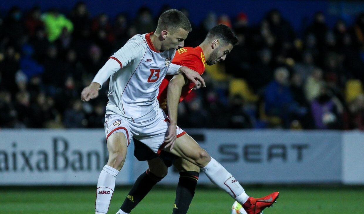 Transferul fantastic pe care se luptă Gigi Becali şi Nelu Varga! Maghiarii anunță războiul dintre FCSB şi CFR pentru Serafimov, fotbalistul lui MOL, echipa favorită a lui Viktor Orban