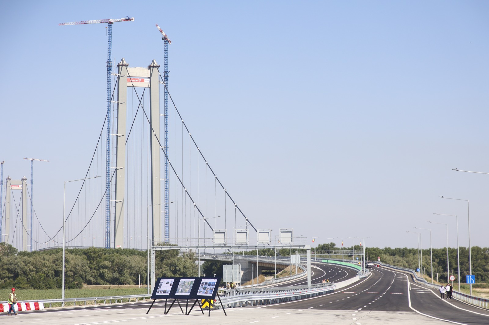 Podul suspendat de la Brăila va fi inaugurat joi