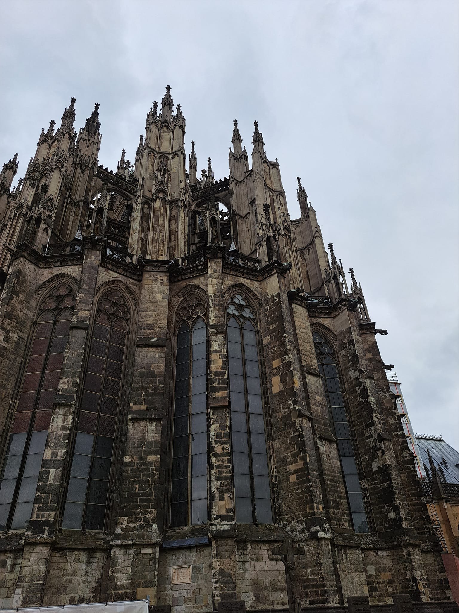 Calculatoarele diecezei catolice din Köln, folosite de cler și personal pentru vizionarea de materiale pornografice