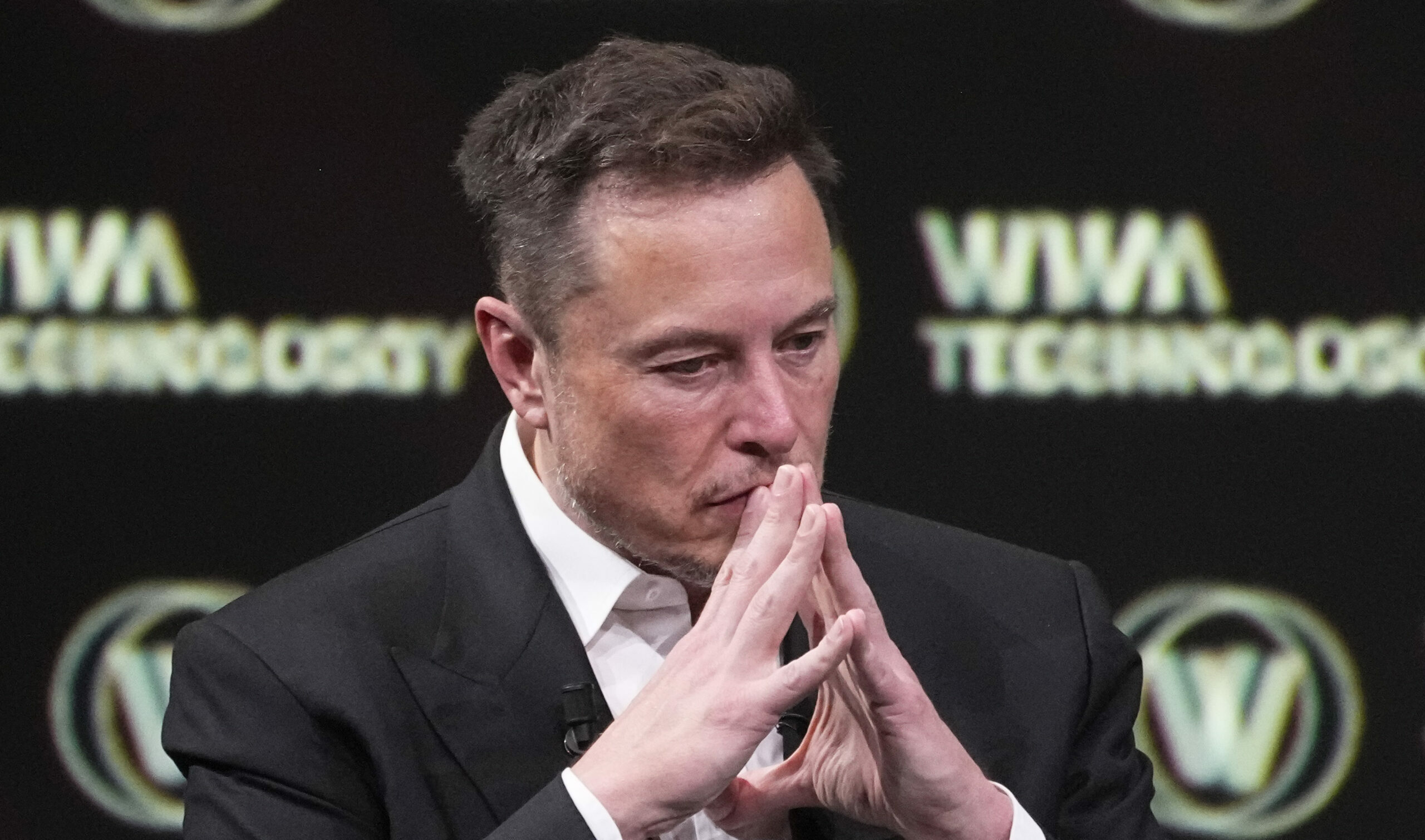 Elon Musk a admis posibilul eșec al Twitter, după cumpărarea platformei