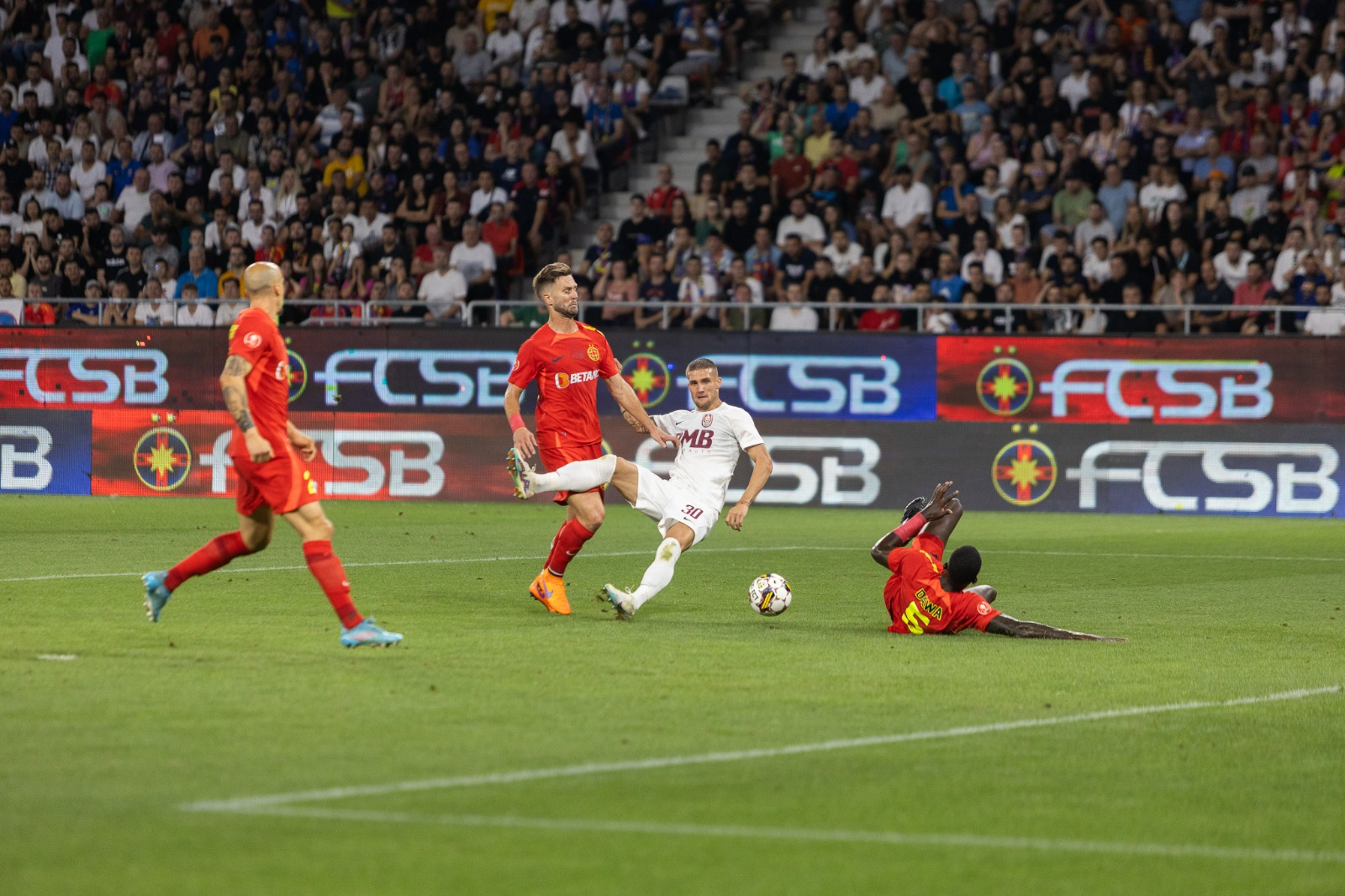 FCSB, primul meci și prima victorie în Ghencea