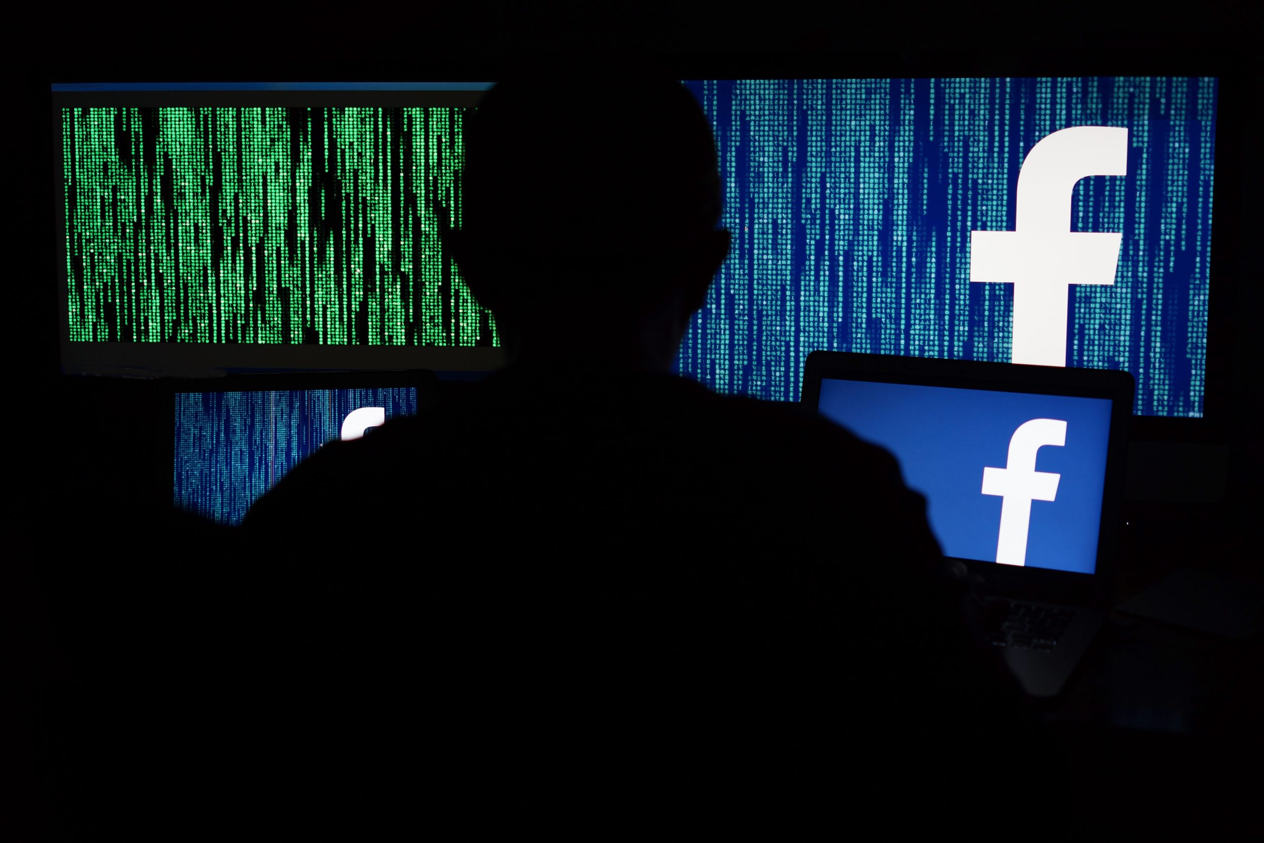 Româncă ÎNȘELATĂ și șantajată de un „francez” a cărui fiică ar fi fost „răpită” în Burkina Faso