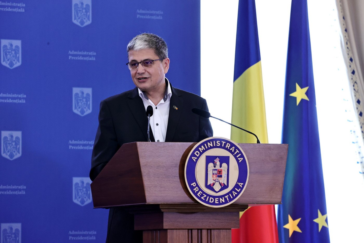 Miza majoră a adoptării legii privind măsurile bugetare. Boloș: La mijloc sunt 75 de miliarde de euro care pot fi suspendate