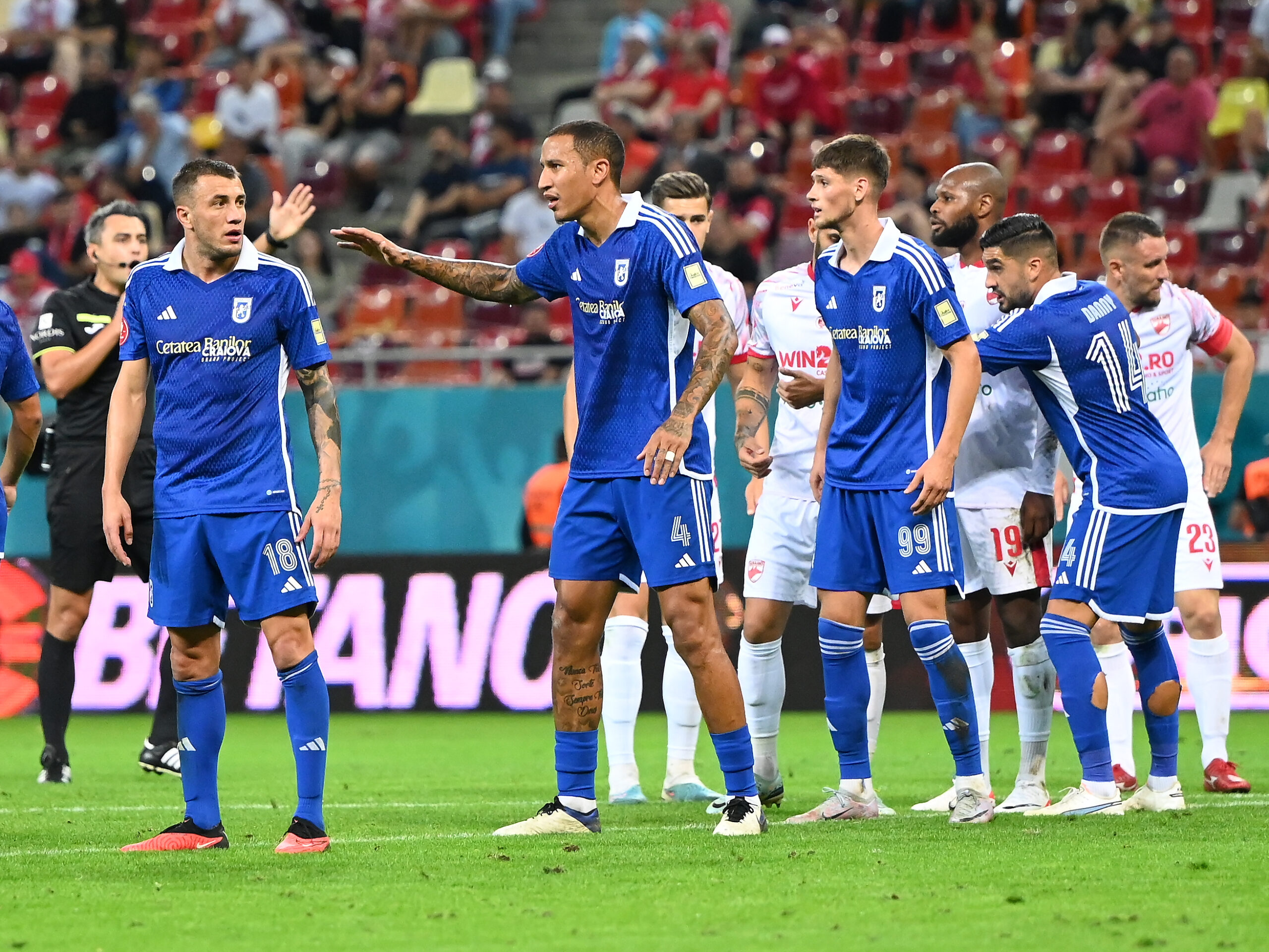 Cine l-a impresionat pe Ovidiu Burcă în Dinamo