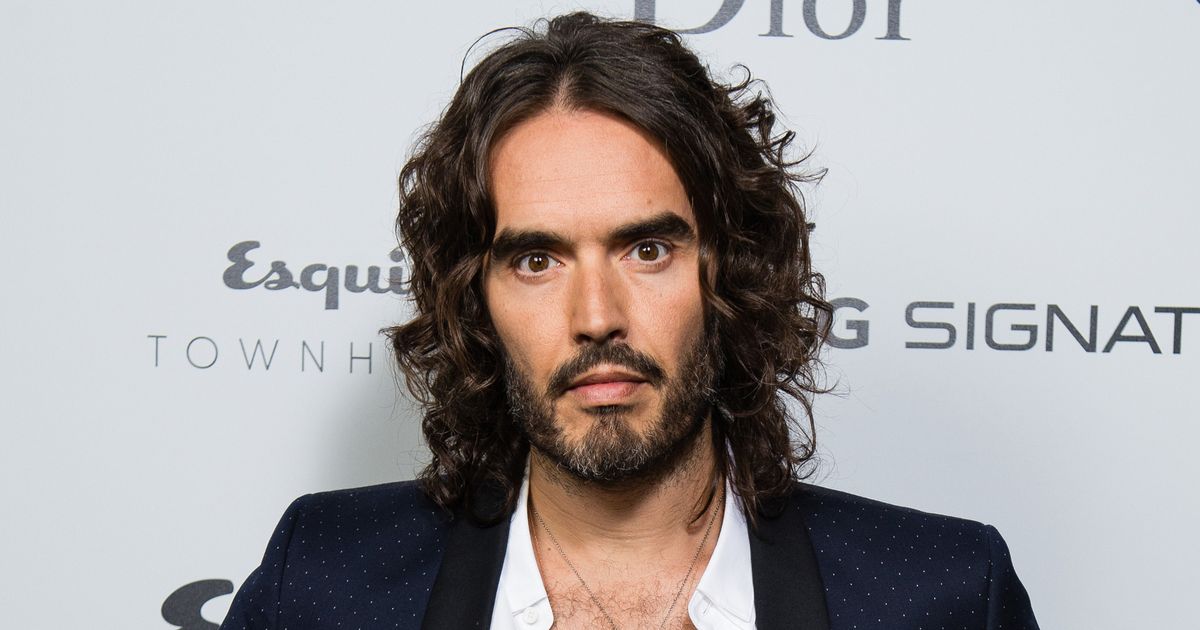 Russell Brand neagă „acuzațiile penale foarte grave” de viol și abuzuri emoționale. Patru femei susțin că au fost agresate sexual de către actor