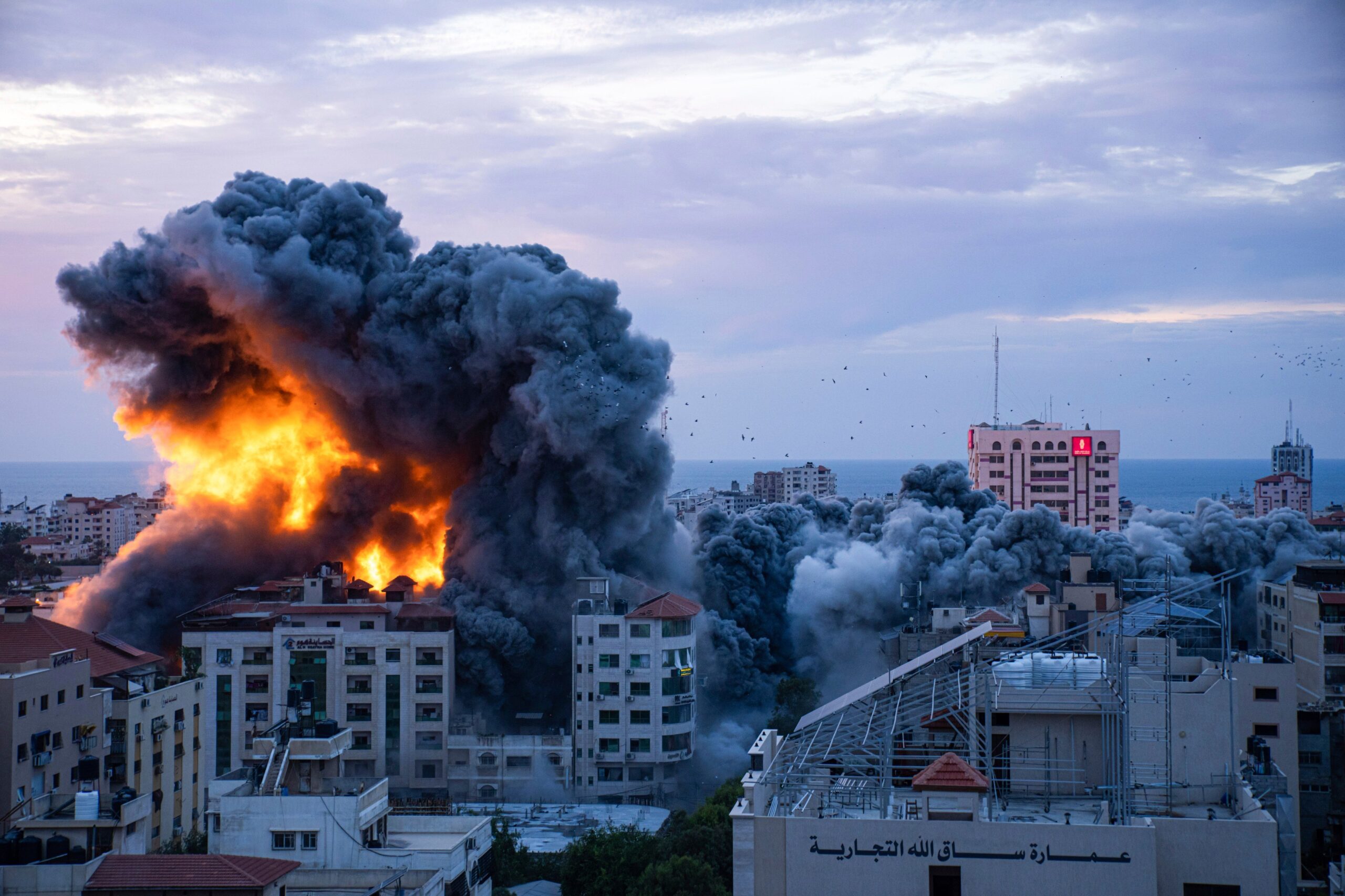 Israelul evacuează aşezări din apropierea graniţei cu Gaza, anunţă armata