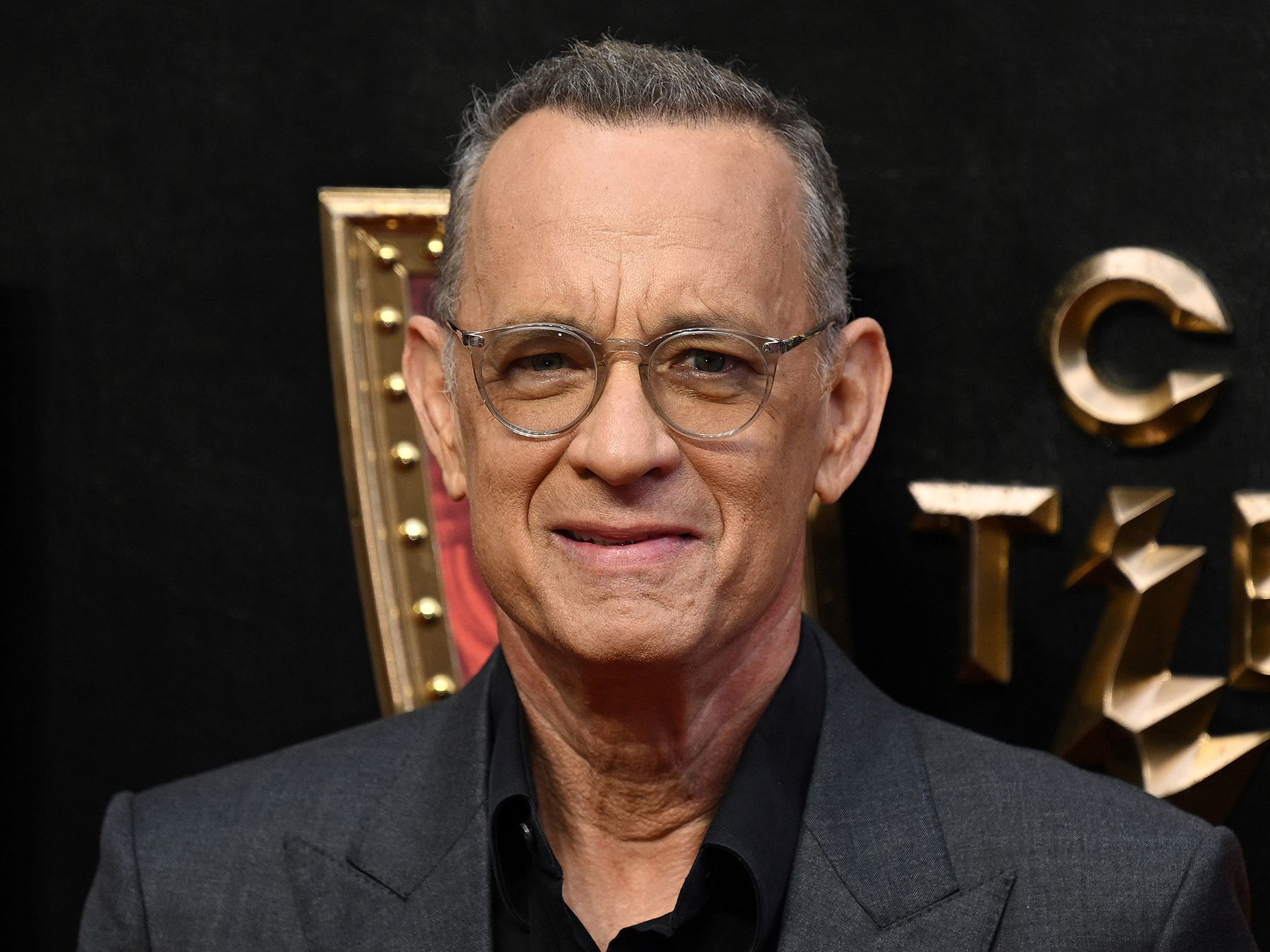 Tom Hanks apare într-o reclama pentru curățarea dinților. „Nu sunt eu!”, spune actorul