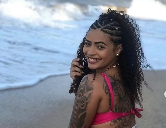 O cunoscută influenceriță, ASASINATĂ în plină stradă! Criminalii au urmărit-o după ce a ieșit dintr-un club
