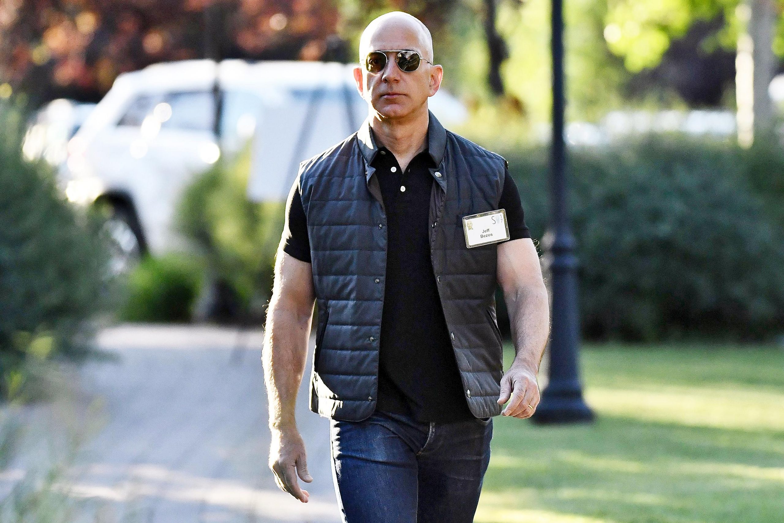 Jeff Bezos urmează o dietă strictă și face exerciții fizice regulate. Care este programul zilnic al fondatorului Amazon