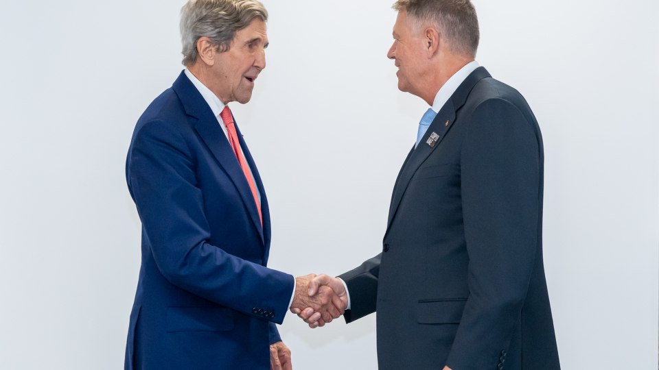 Iohannis s-a întânit cu reprezentatul SUA pentru Climă, John Kerry. Lista subiectelor discutate