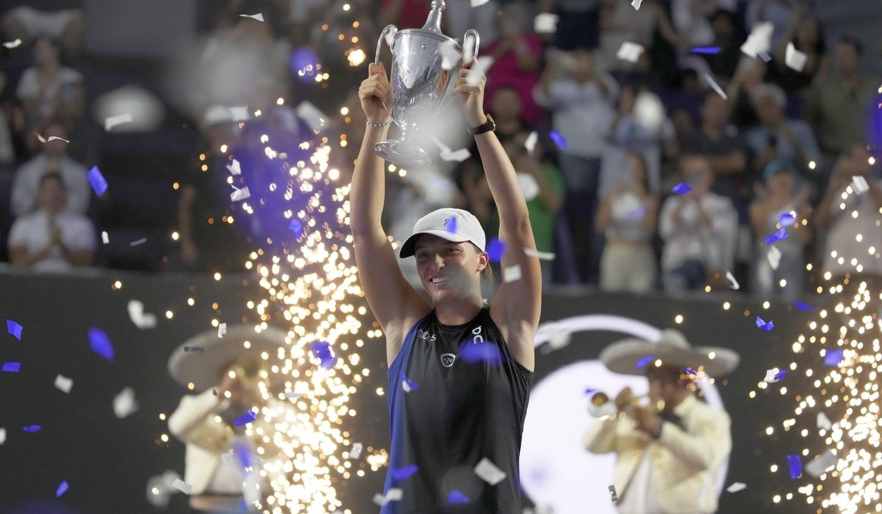 Cât de bogată a ajuns să fie Iga Swiatek, după un an în care Simona Halep nu a jucat deloc