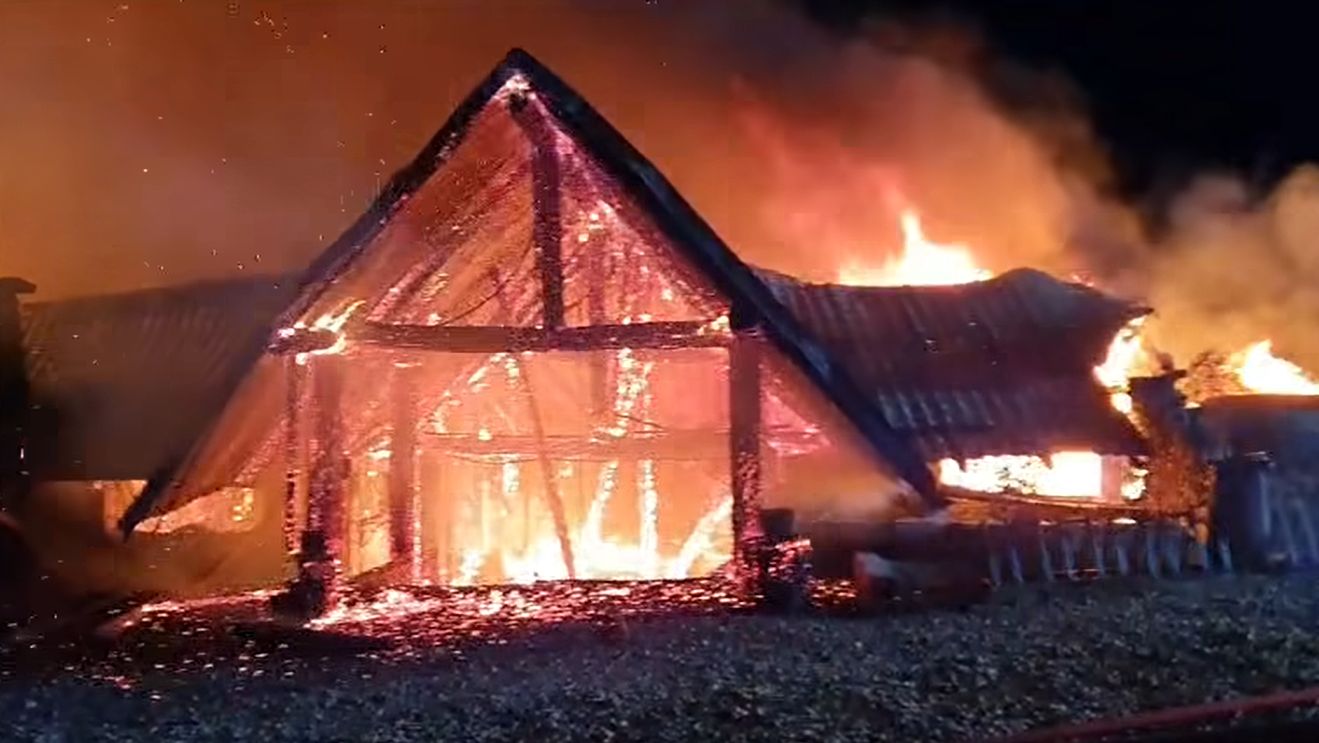 Prima reacție a celor de la Ferma Dacilor. Mesajul e tulburător şi răstoarnă complet ancheta şi cauza incendiului devastator