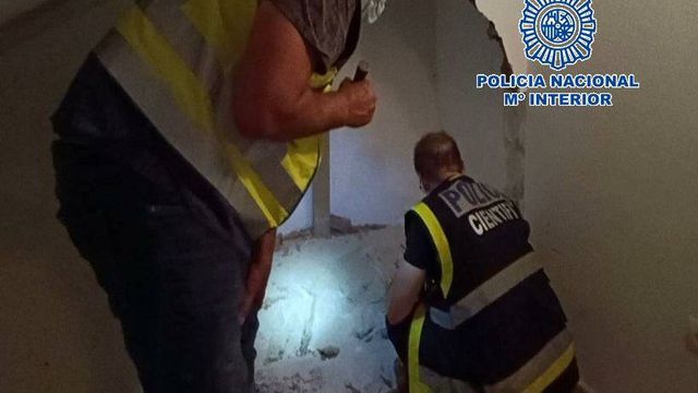 Doi francezi au fost arestați în Spania, fiind acuzați că intenționau să-și „SACRIFICE” fiul