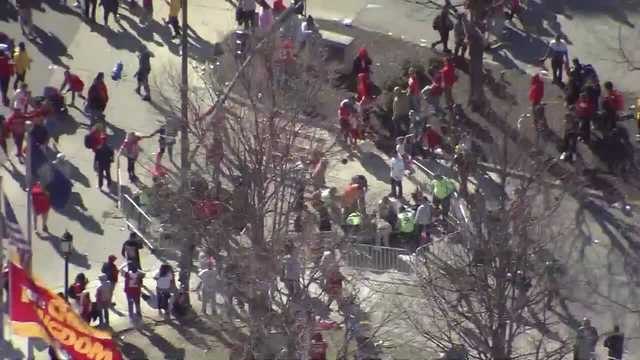 Patru elevi au fost răniți într-un atac armat în Atlanta. La Washington DC trei polițiști au fost răniți de un bărbat care a tras asupra lor
