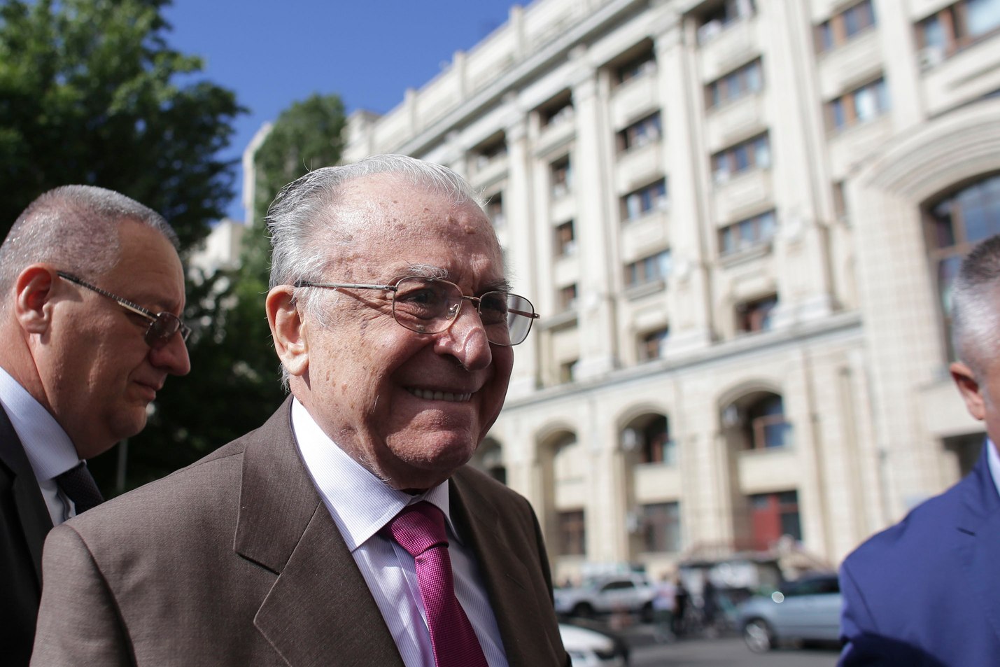 Iliescu, interviu la împlinirea vârstei de 94 de ani: „Știu că Internetul e plin de meme-uri cu mine. Lumea nu începe cu noi și nu se termină cu noi”