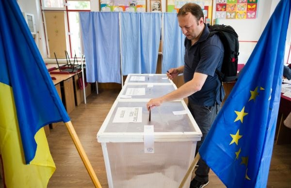 Ce arată cel mai recent sondaj privind intenția la vot la europarlamentare ANALIZĂ