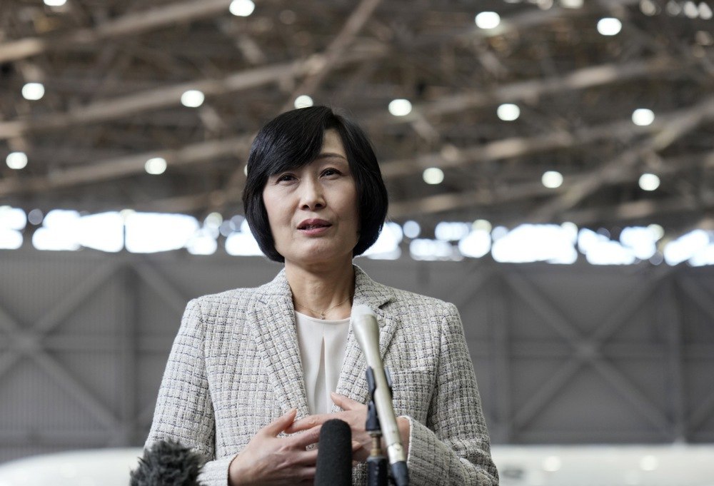Povestea care sparge tiparele în Japonia tradiționalistă. Cum a devenit o însoțitoare de bord prima femeie la conducerea Japan Airlines