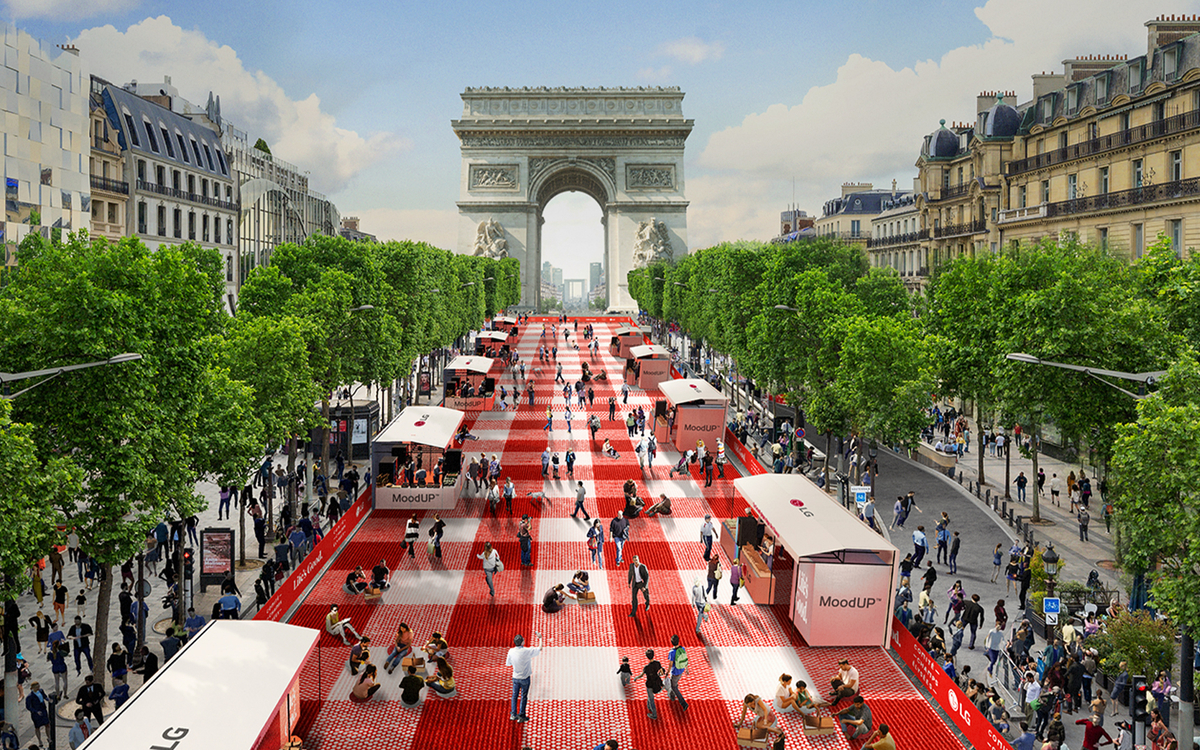Pe Champs Elysees se organizează cel mai mare picnic