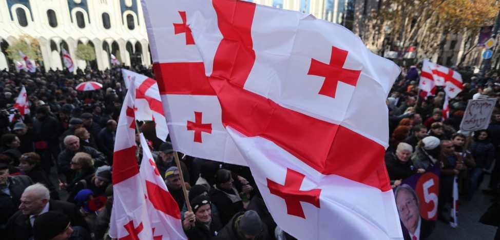 Forțele de ordine din Georgia au folosit gaze lacrimogene şi gloanţe de cauciuc împotriva demonstranţilor | VIDEO