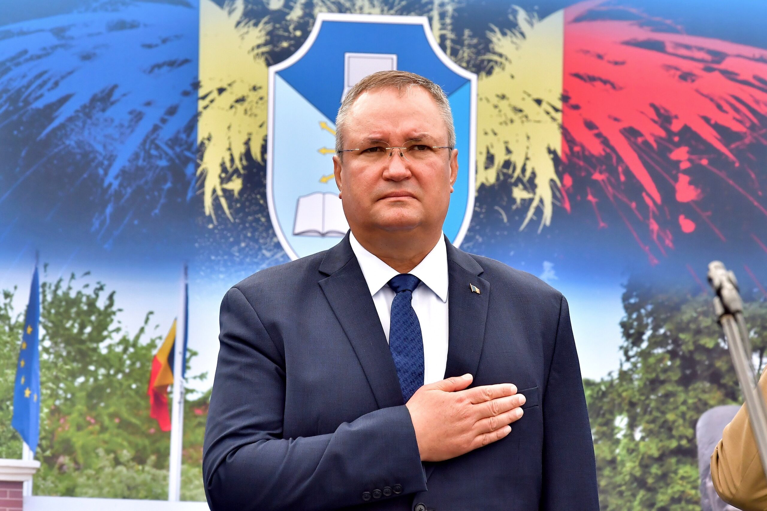 Mesajul lui Nicolae Ciucă la Batalionul 26 Infanterie „Neagoe Basarab”: Armata Română poate „să-şi îndeplinească datoria sacră de apărare a ţării”