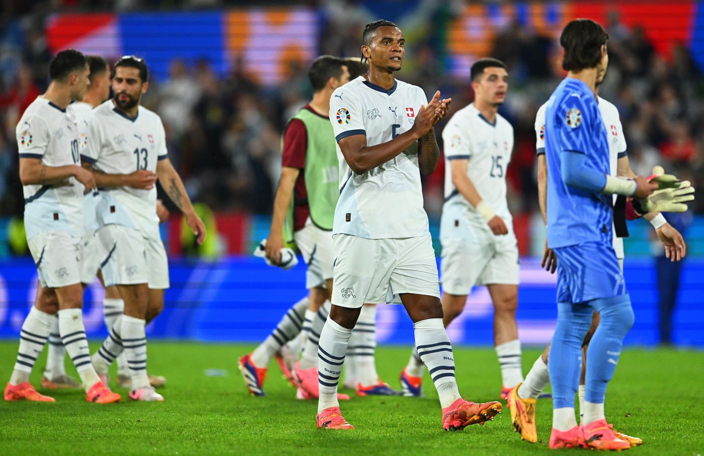 Adversara României din preliminarii s-a calificat în optimi la EURO din grupa Germaniei! Ce a scris presa elvețiană după egalul cu Scoția
