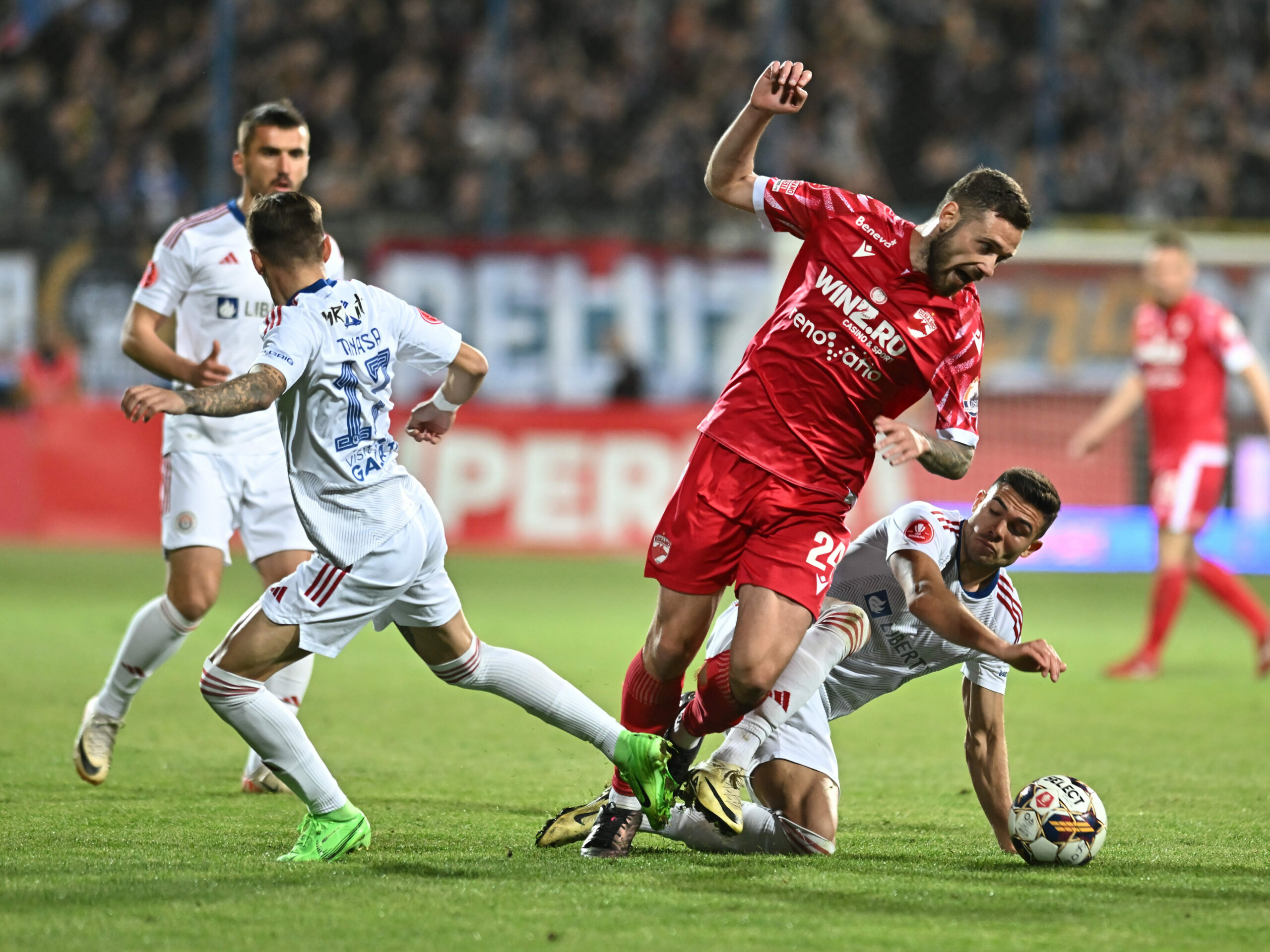 anunț oficial despre Darko Velkovski!