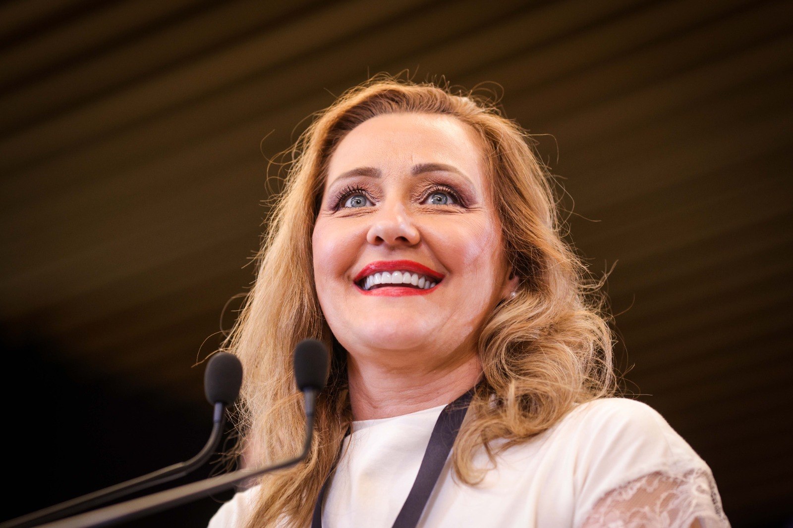 Reacția Elenei Lasconi, după ce Ciolacu și Geoană au fost surprinși la aceeași masă: „Au amanetat România”