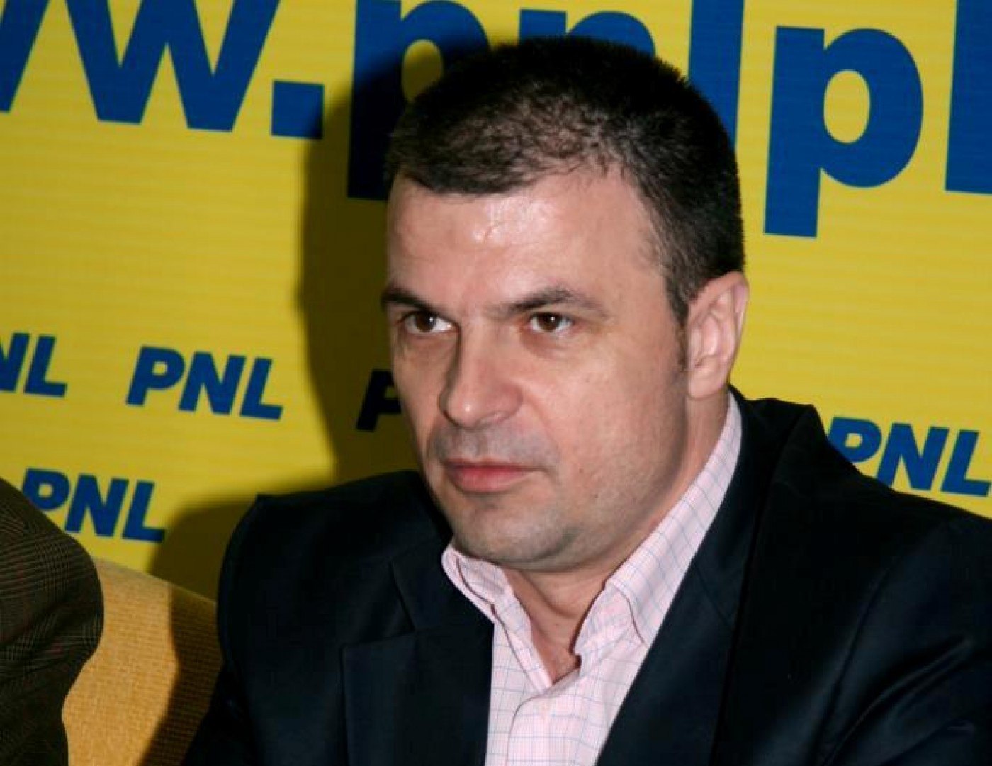 Mircea Roşca, scăpat de acuzaţii de corupţie în urma prescrierii faptelor, ar putea deveni preşedinte al PNL Prahova după demisia lui Iulian Dumitrescu