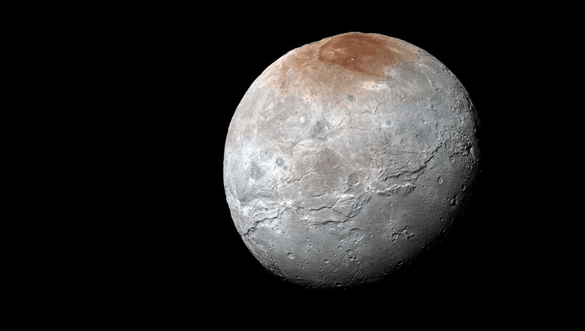 Telescopul James Webb a detectat CO2 pe Charon, luna lui Pluto