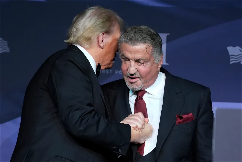 Sylvester Stallone îl numește pe Trump „al doilea Washington”