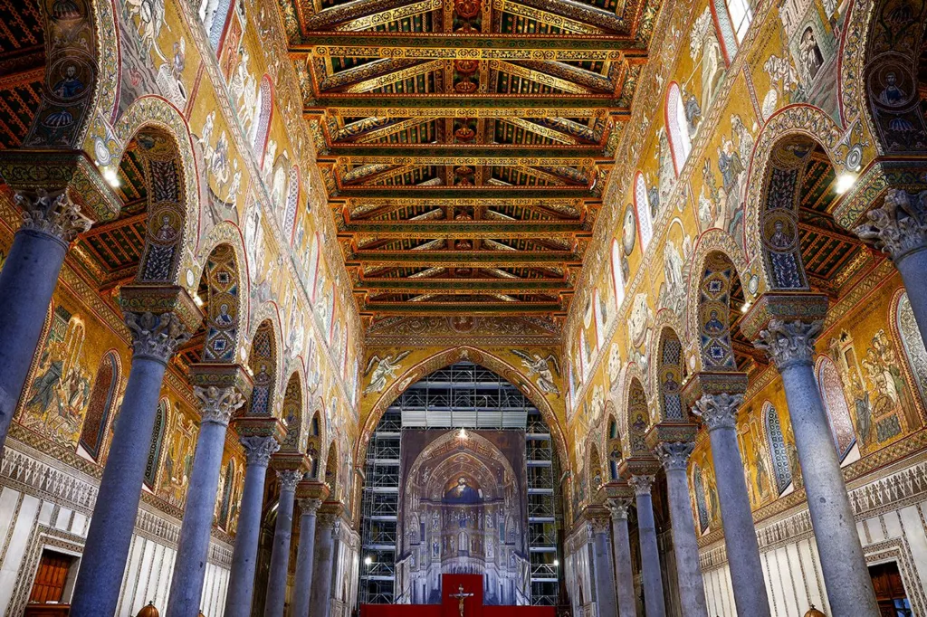 Catedrala din Monreale a devenit noua atracție turstică a Italiei