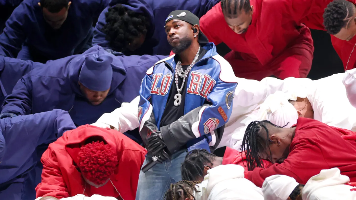 Kendrick Lamar doboară recordul lui Michael Jackson la SuperBowl