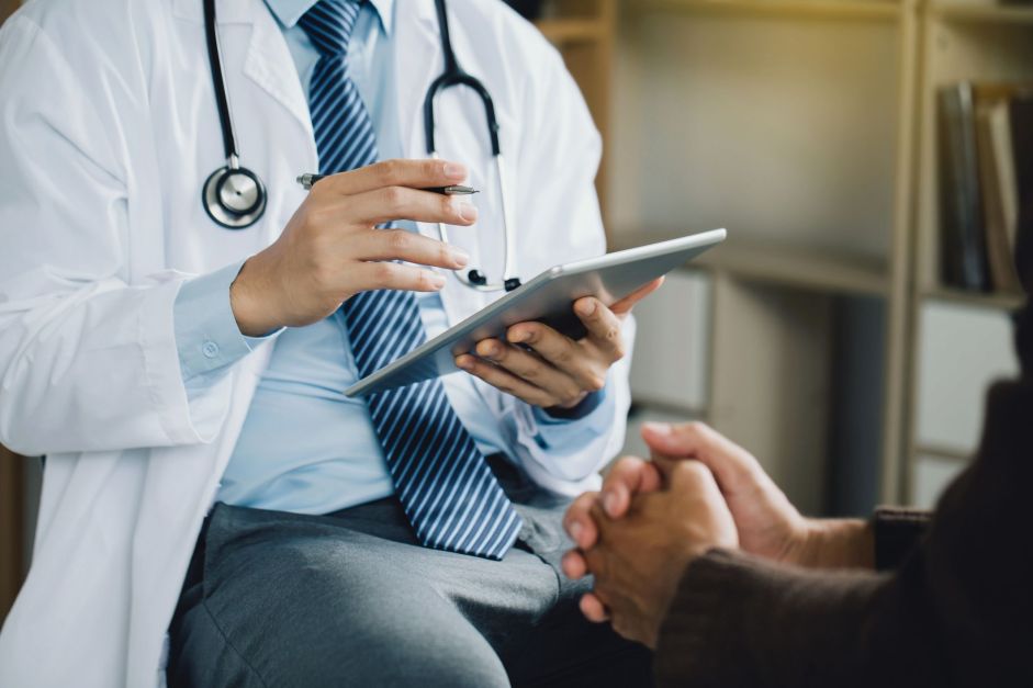 UK testează Inteligența Artificială pentru depistarea cancerului