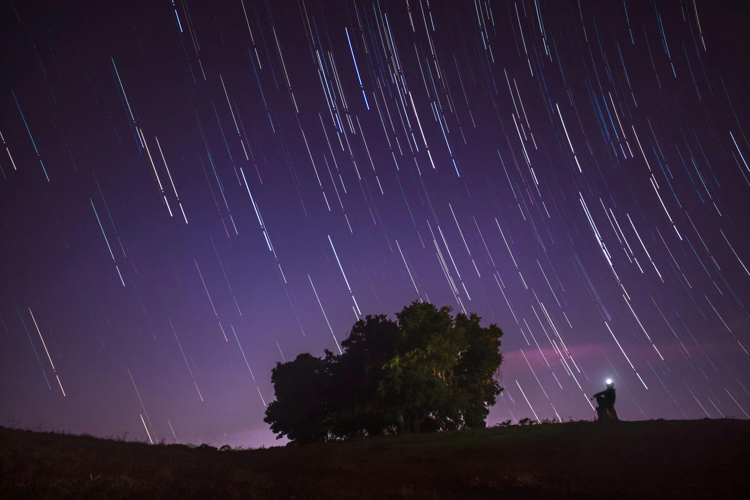 Ploaia de meteori revine cu până la 20 de stele căzătoare pe oră