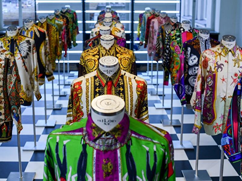 O expoziție dedicată lui Gianni Versace se deschide la Londra