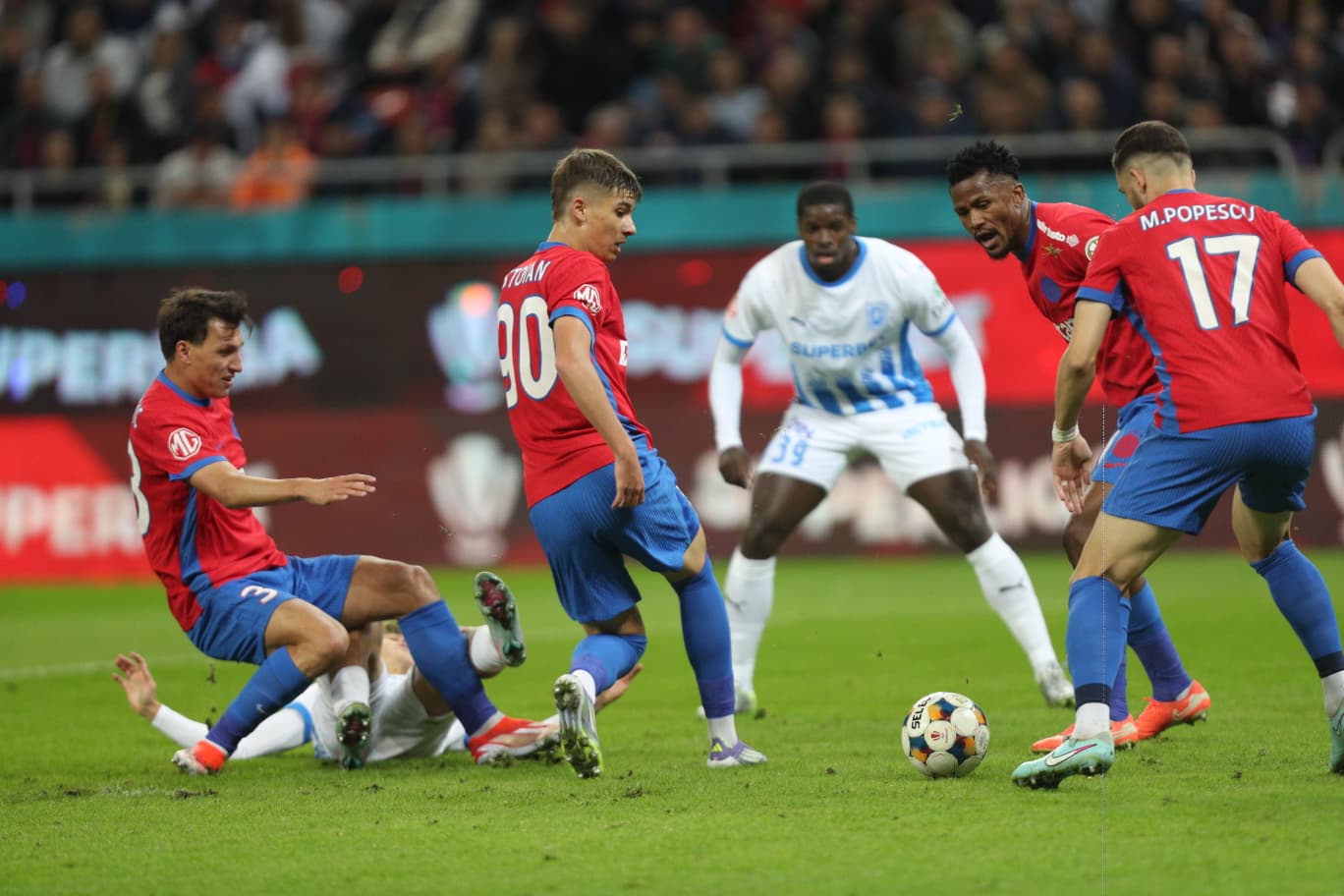Universitatea Craiova, Live Text Online de la ora 20:30, în etapa 12 din Superliga. Echipele probabile