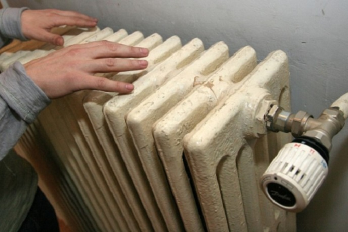 Termoenergetica anunță cum sunt facturați românii, chiar dacă nu au apă caldă și căldură. Câte blocuri sunt afectate în prezent