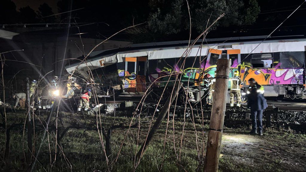 1 mort și 15 răniți