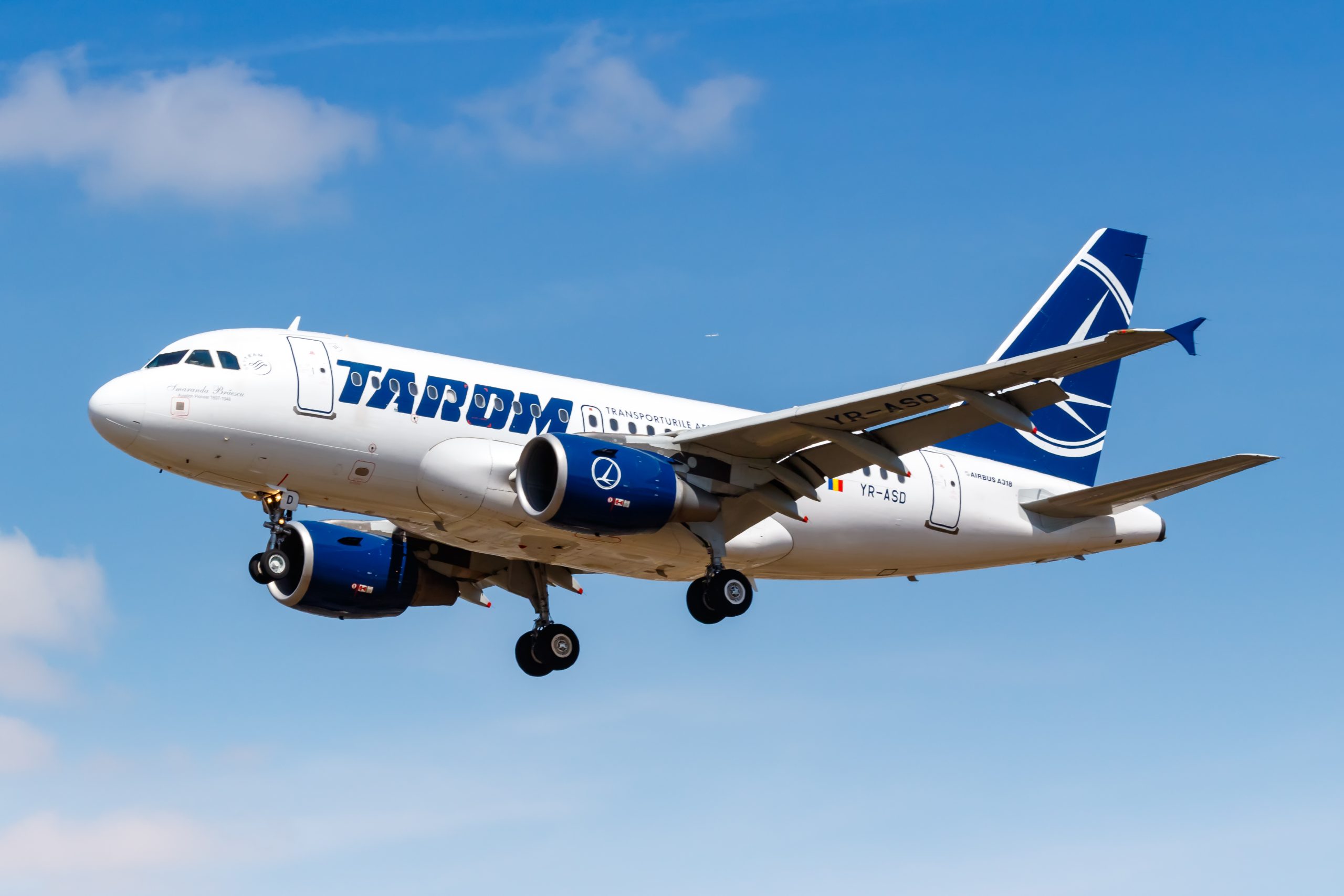 Zborurile TAROM pentru repatrierea românilor prinși în războiul din Orientul Mijlociu, reprogramate din cauza blocajelor la frontieră