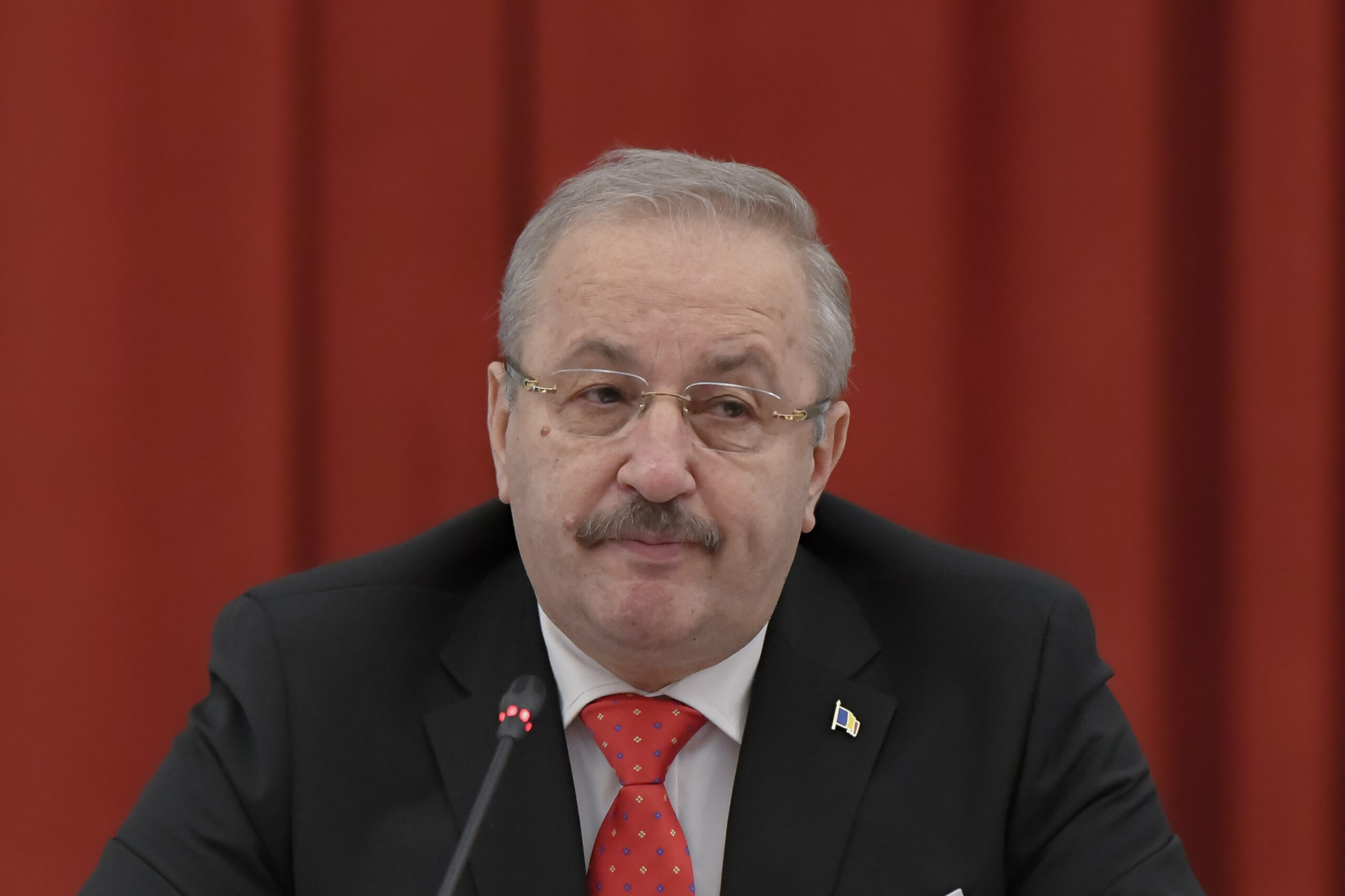 „Ori ne tratați ca parteneri egali, ori alegem alt drum”