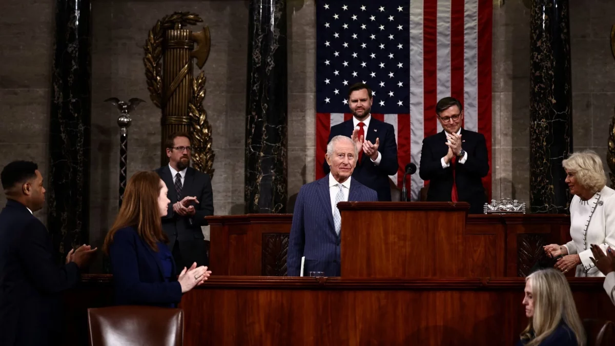 „SUA trebuie să sprijine NATO și Ucraina și să respingă izolaționismul”