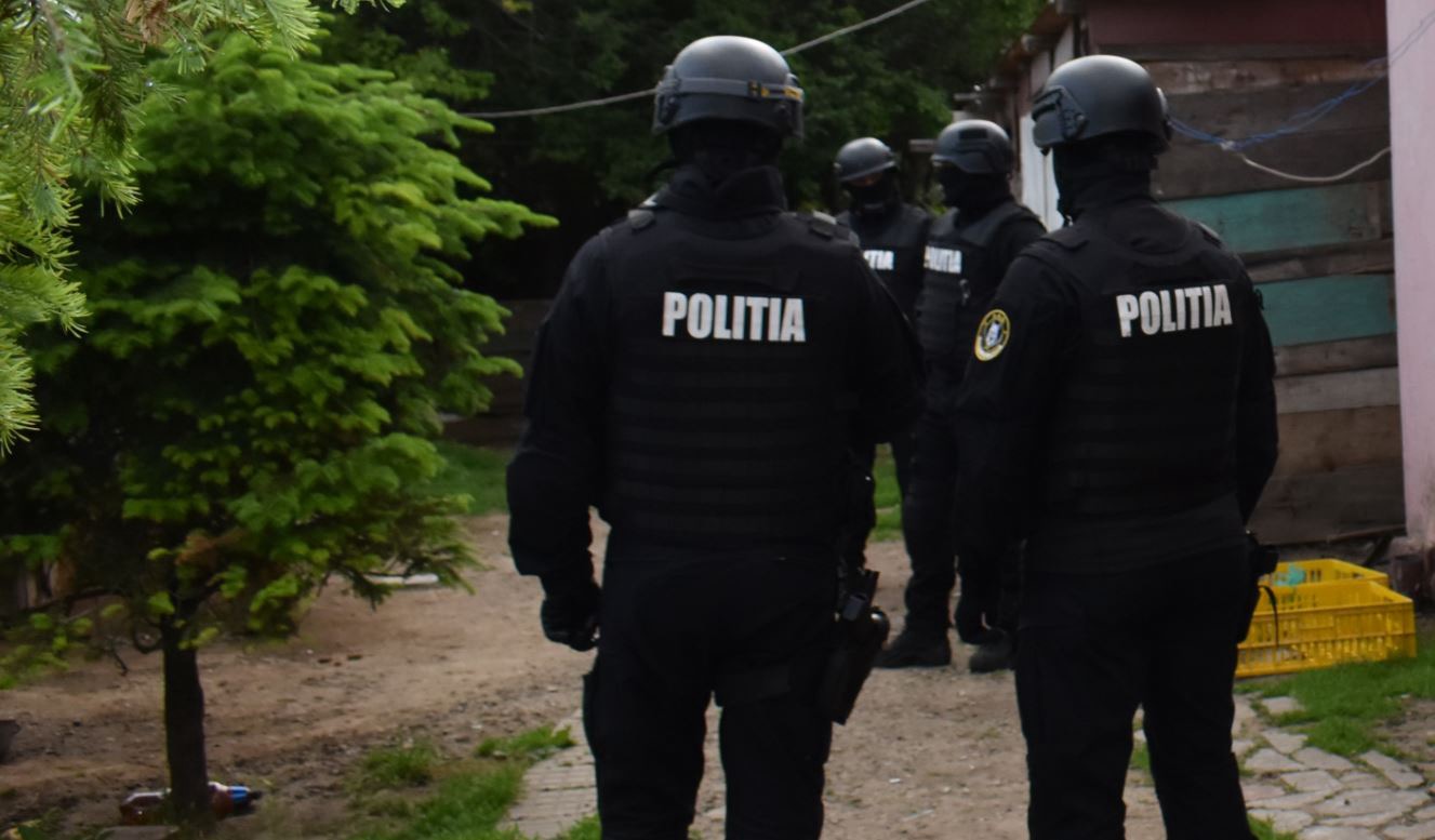 Bărbat din Neamț, împușcat mortal de polițiști după ce a deschis focul asupra luptătorilor SAS