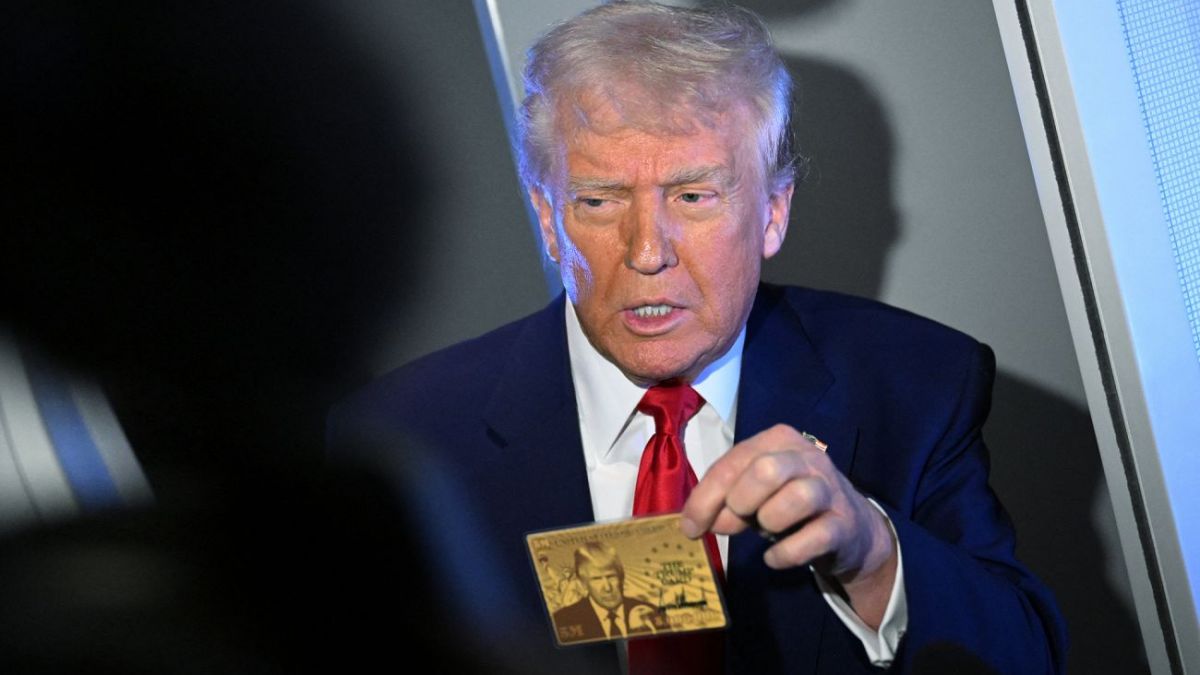 Administrația Trump și-a retras anunțul conform căruia cetățenii străini care doresc rezidența permanentă în SUA ar trebui să se întoarcă în țara lor de origine